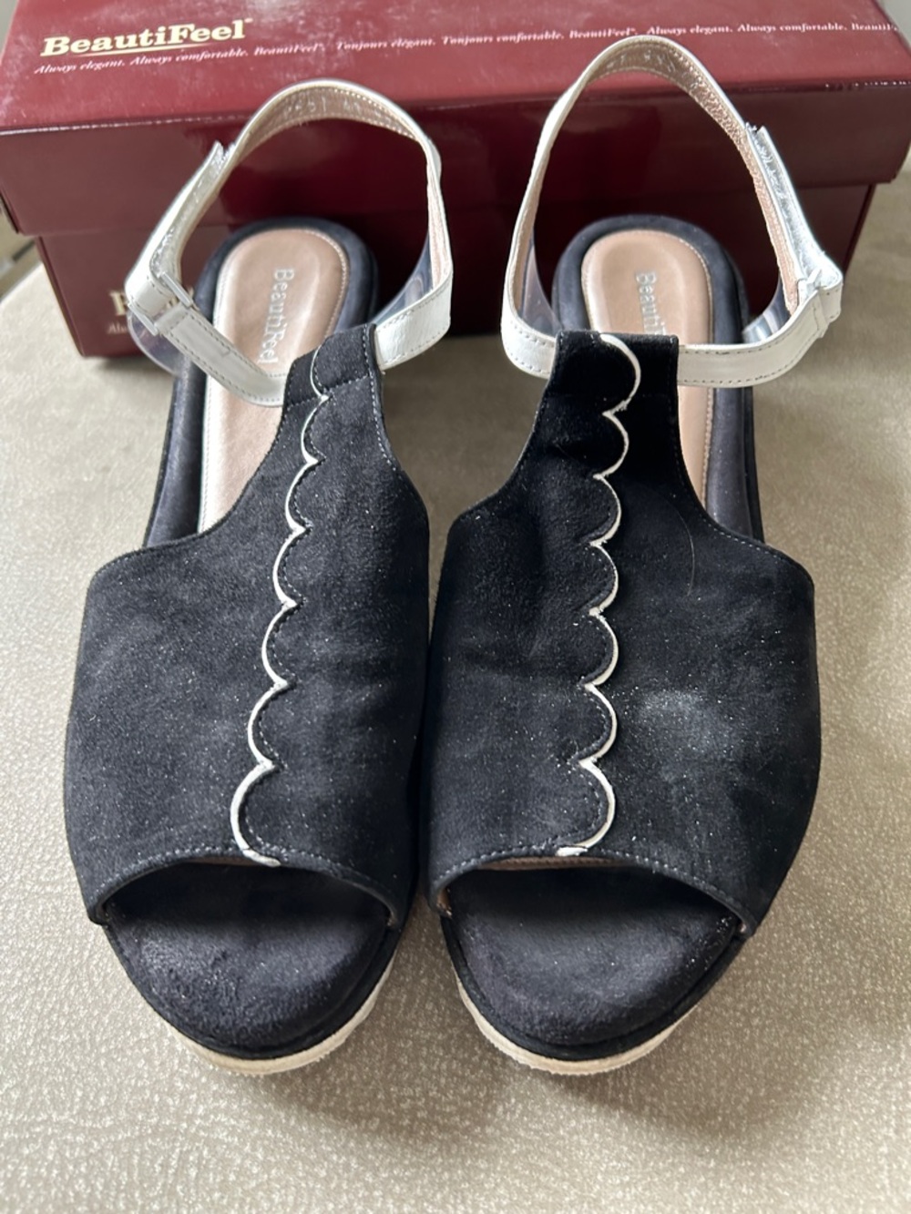 Beautifeel wedge sandals. Black with white. Sz 10